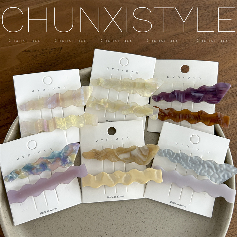 Ins-style hair clips, girl's side bangs on the forehead, broken hair clips, high-end look, duckbill clips, headwear for summer full figure