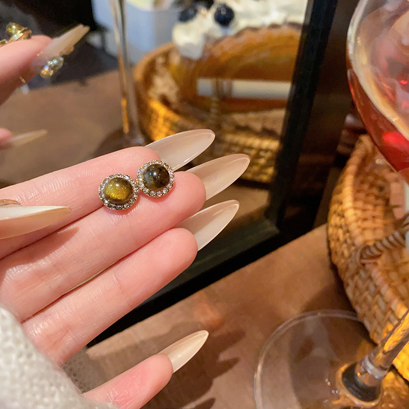 Maillard imitation tiger's eye stone ear stud women's retro Hong Kong-style earrings, simple, light luxury, niche and high-end Korean-style earrings Specification drawing