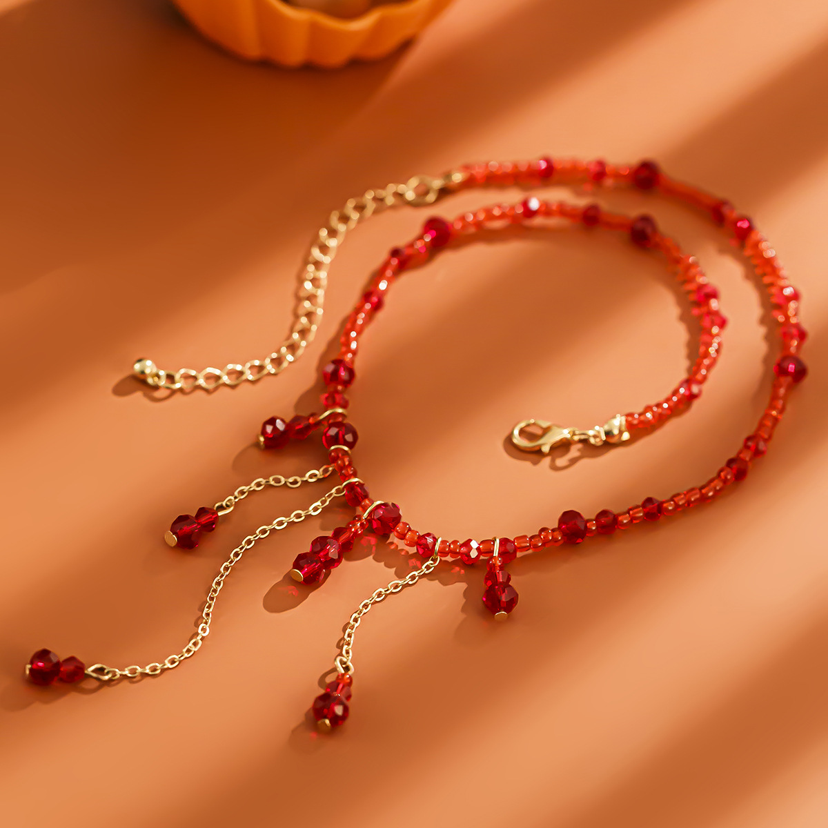European and American cross-border accessories, cold style, blood drop crystal necklace, Halloween tassels, copper wrapped, iron collarbone necklace for women Application Scenario
