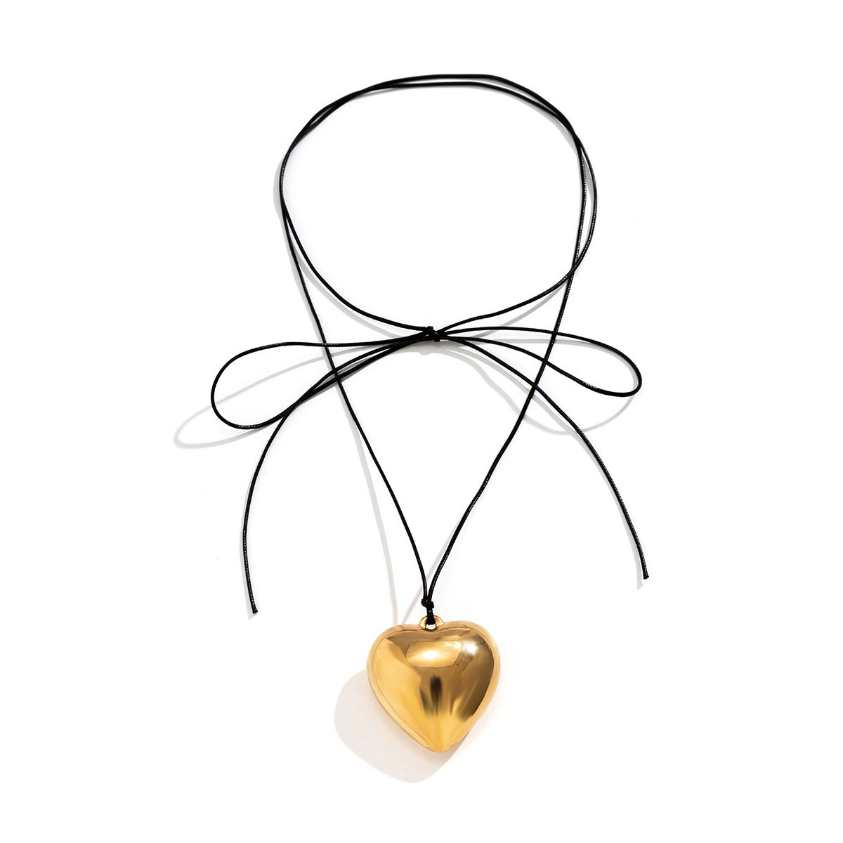 European and American cross-border jewelry, pull-out adjustable wax thread choker necklace, simple alloy large heart pendant necklace Item Picture