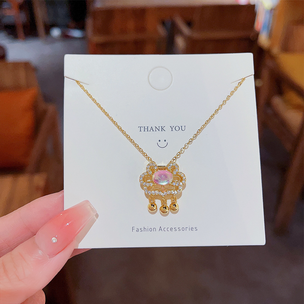 New national trend moonstone safety lock titanium steel necklace for women, ins light luxury niche zircon exquisite collarbone chain wholesale full figure
