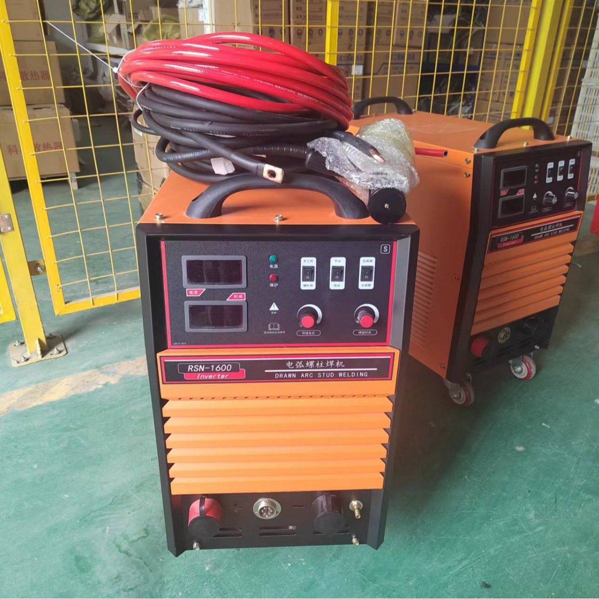 The manufacturer supplies portable small body stud welders 1600, inverter stud welders 2500 and stud welders Application Scenario