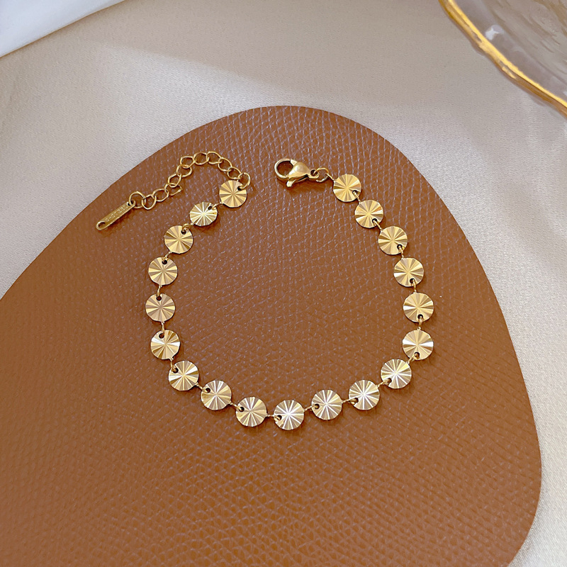 【 All-titanium Steel 】 Minimalist style Dongdaemun unique geometric circular chain bracelet, a retro best friend of a female Internet celebrity details Picture