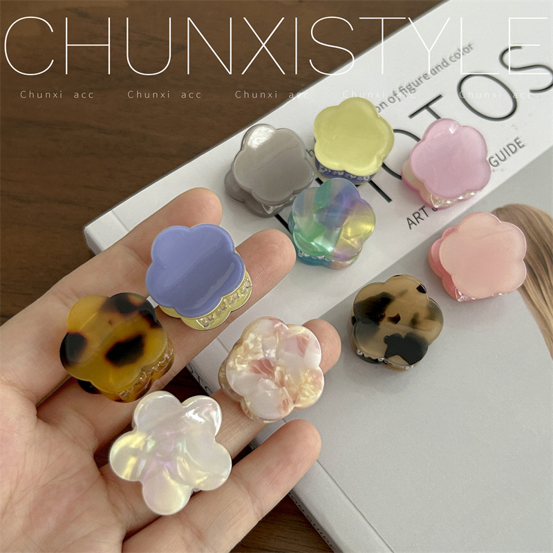 Korean-style acetate small hair clips for women, simple side bangs and small hair clips, cute Japanese-style hair clips headwear Specification drawing