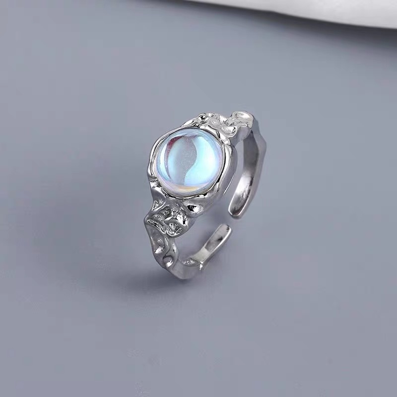 A niche dark style double-layer cat's eye pearl ring women's ins set, a niche cold style high-end open ring Application Scenario