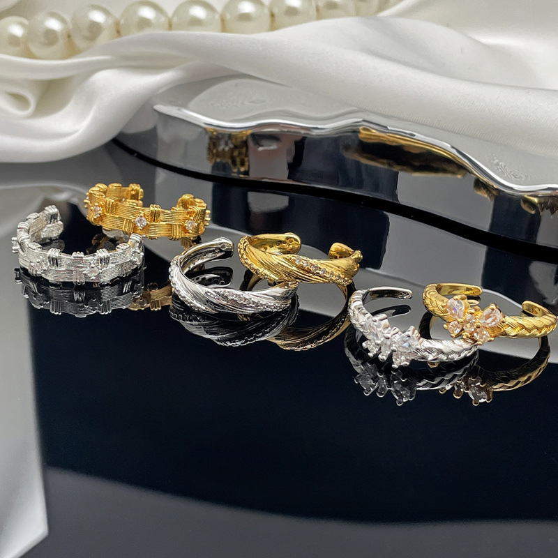 New Chinese-style retro wheat ear woven brushed open ring, women's court style butterfly high-end, niche couple ring Application Scenario