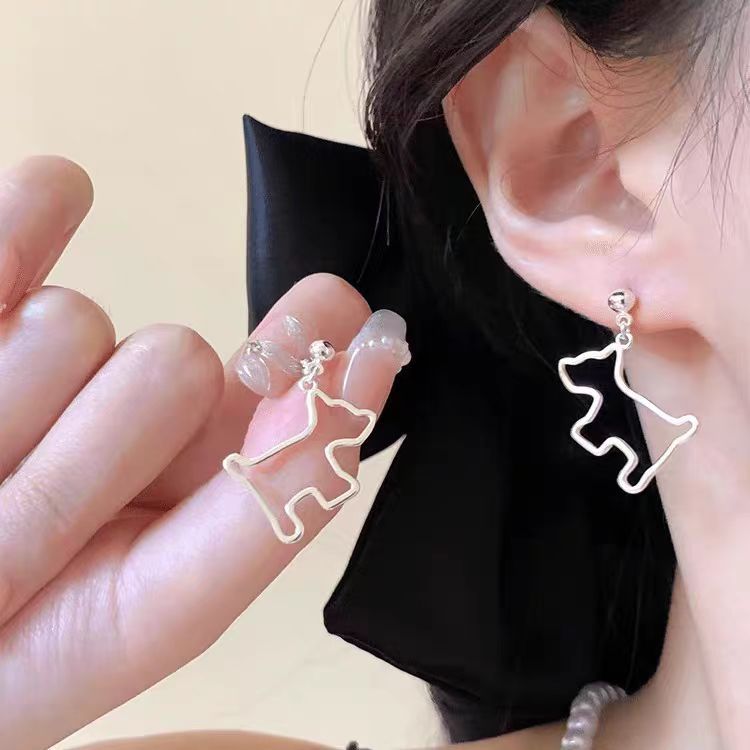 Cute and unique puppy earrings with a niche design sense, new women's earrings in 2025, a bestseller with a simple and versatile personality Specification drawing