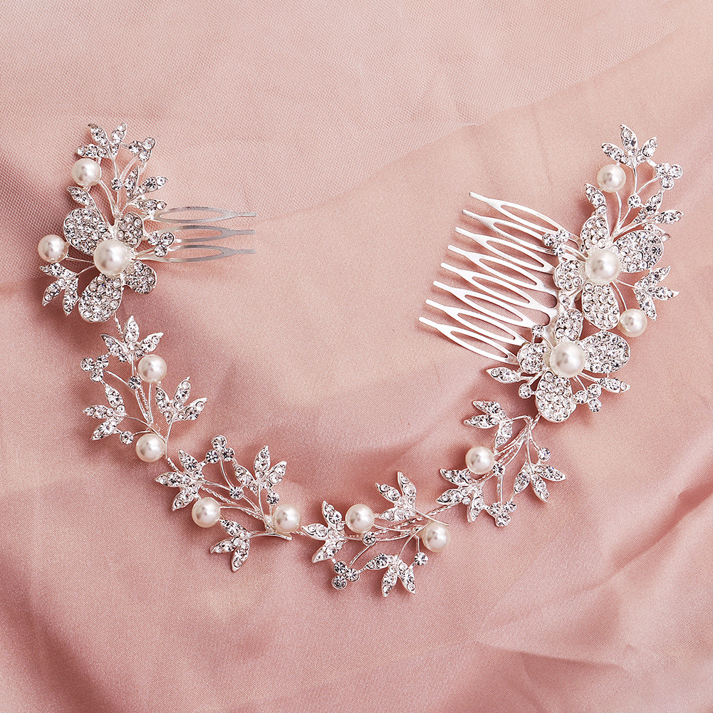 A classic European and American bridal headwear with alloy pearls and diamonds, a high-end and elegant butterfly-shaped long combed wedding dress and hair accessory full figure