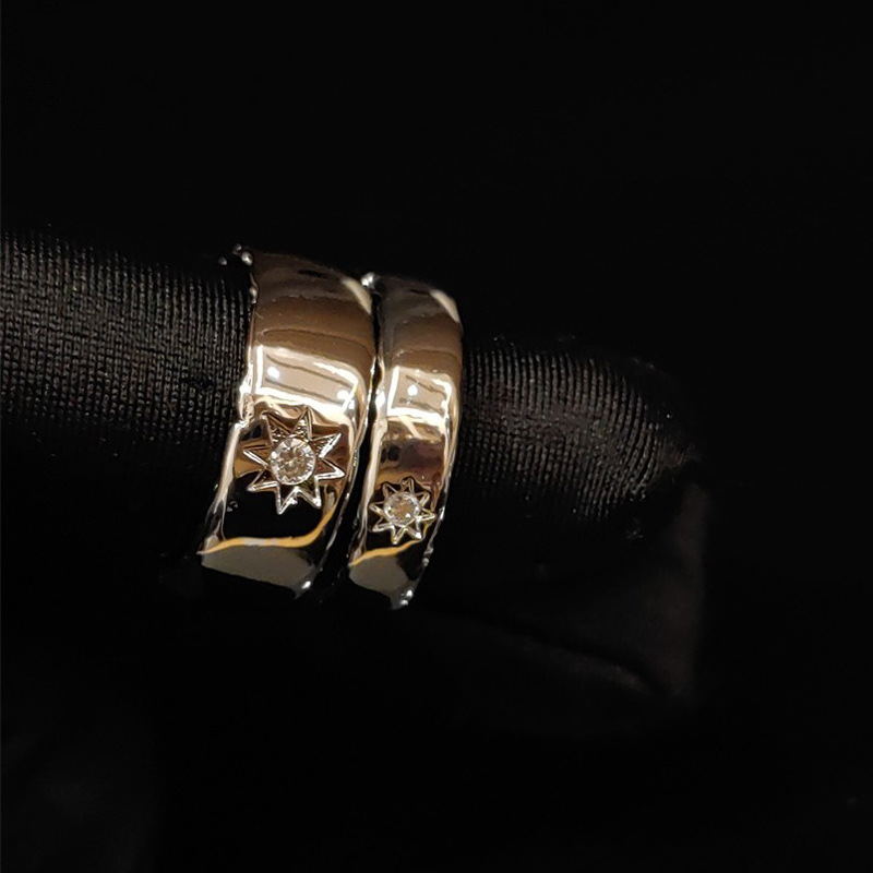 Starlight Zircon couple rings, a niche design with a simple and elegant feel, open rings, retro and adjustable fashion accessories details Picture