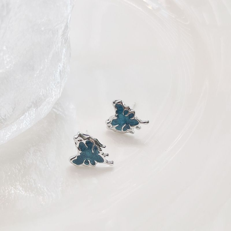 Liquid irregular glazed heart-shaped stud earrings for women, with a unique, versatile, fashionable, sweet and cool personality Specification drawing