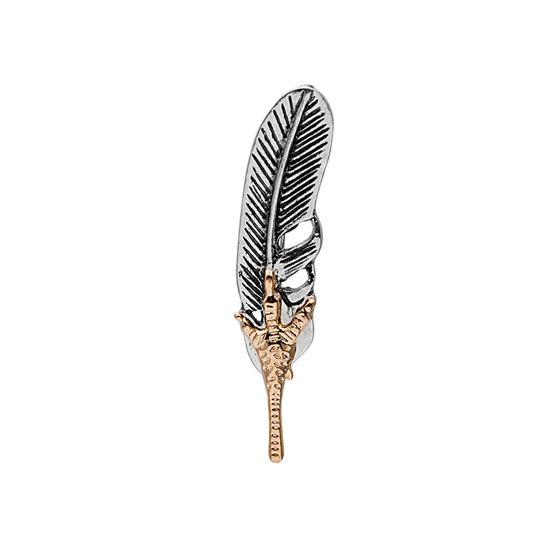 Retro alloy eagle claw feather brooch, fashionable three-dimensional 3D brooch, factory direct sales, export corsage accessories Item Picture