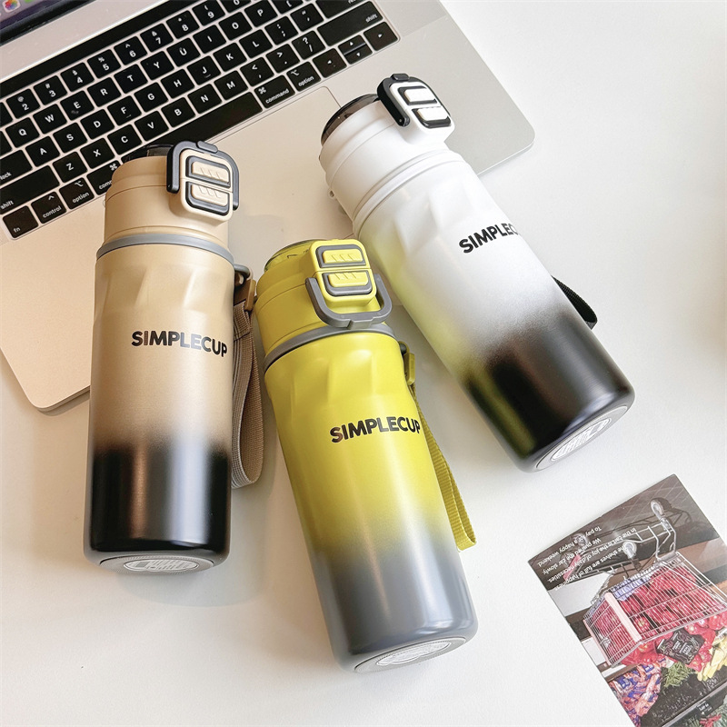 Gradient jumping double-drinking thermos cup 670ml outdoor sports portable straw cup with handle, high appearance level double-drinking cup Specification drawing