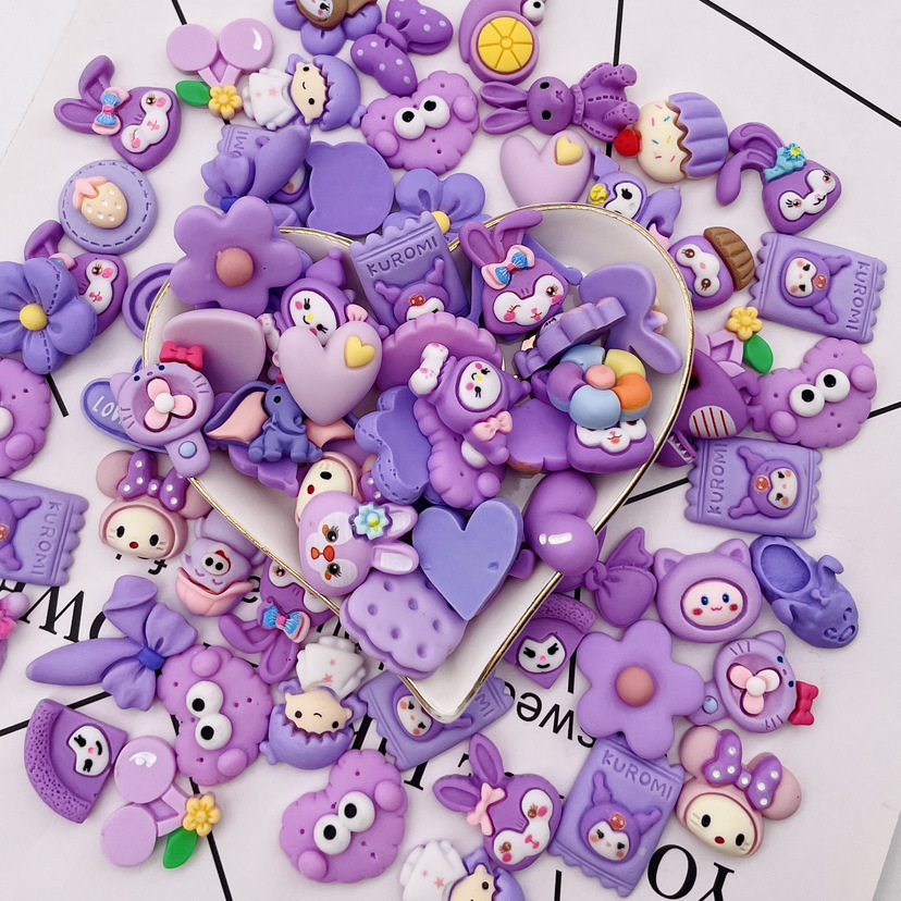 Cream glue accessories, cute cartoon strawberry bear hairpin ornaments, diy jewelry accessories, resin mobile phone crocs accessories Application Scenario