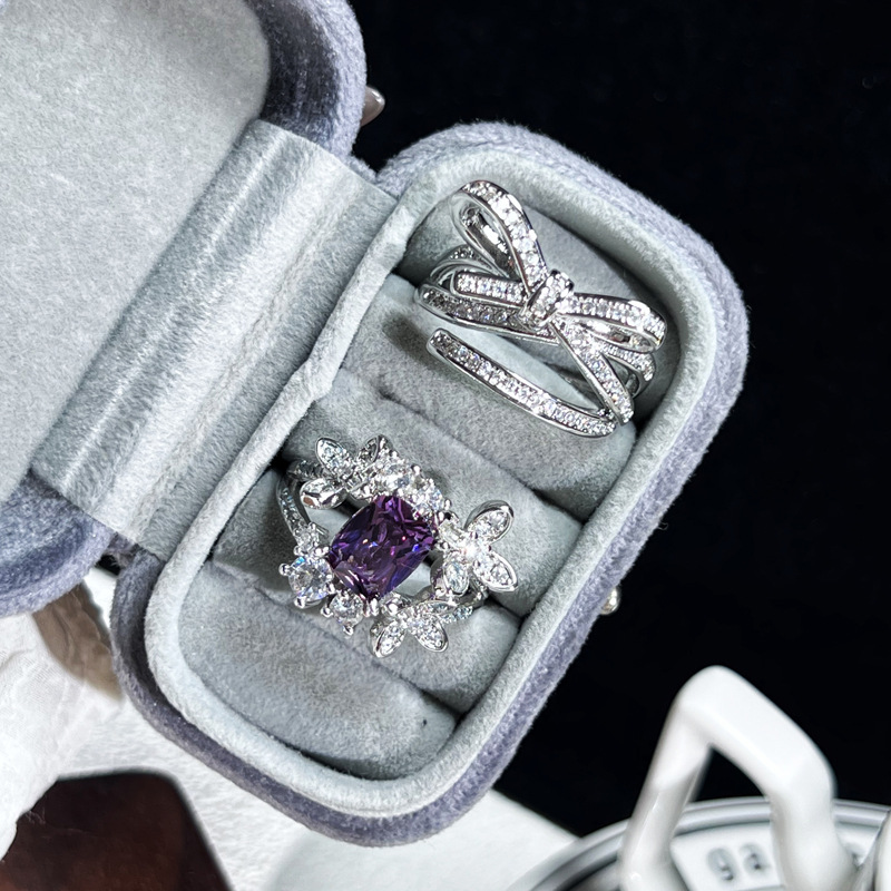 A light and luxurious bow, sweet and cool oval purple diamond ring for women on Instagram, with a cold and elegant style and a high-end feel Application Scenario