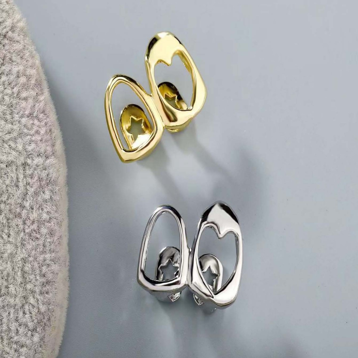 Jinwu Hollowed-out heart-shaped double-set braces, cool and stylish for daily outings, smooth gold teeth, hip-hop, versatile cross-border accessories wholesale details Picture