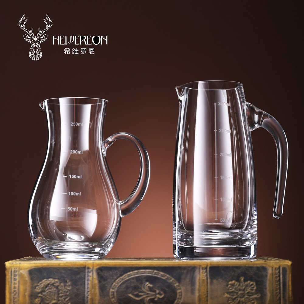 Factory crystal white wine dispensers, red wine decanters, small wine spoons, graduated public cups, classic wine sets with multiple styles full figure