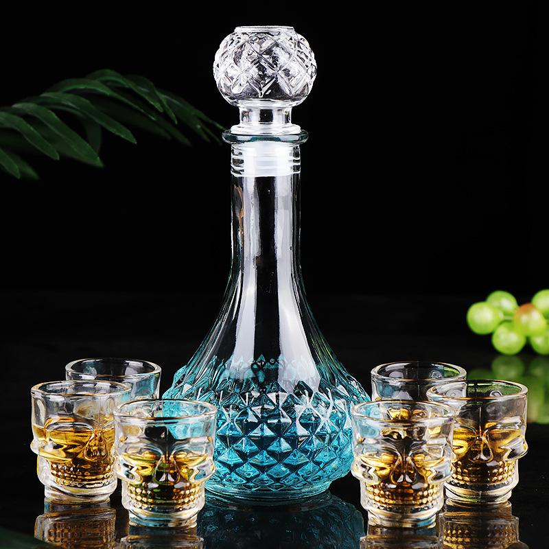 Wholesale of 50ml skull glass wine glasses, 500ml medium long-neck European-style glass wine and red wine empty bottle sets from the manufacturer full figure