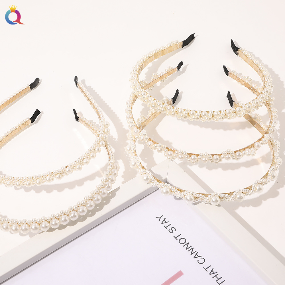 Qiyue's popular forest-themed simple pearl thin hair band is versatile for women. It's a super fairy-like headband when going out. It's a fairy hair accessory and a Korean hair clip full figure