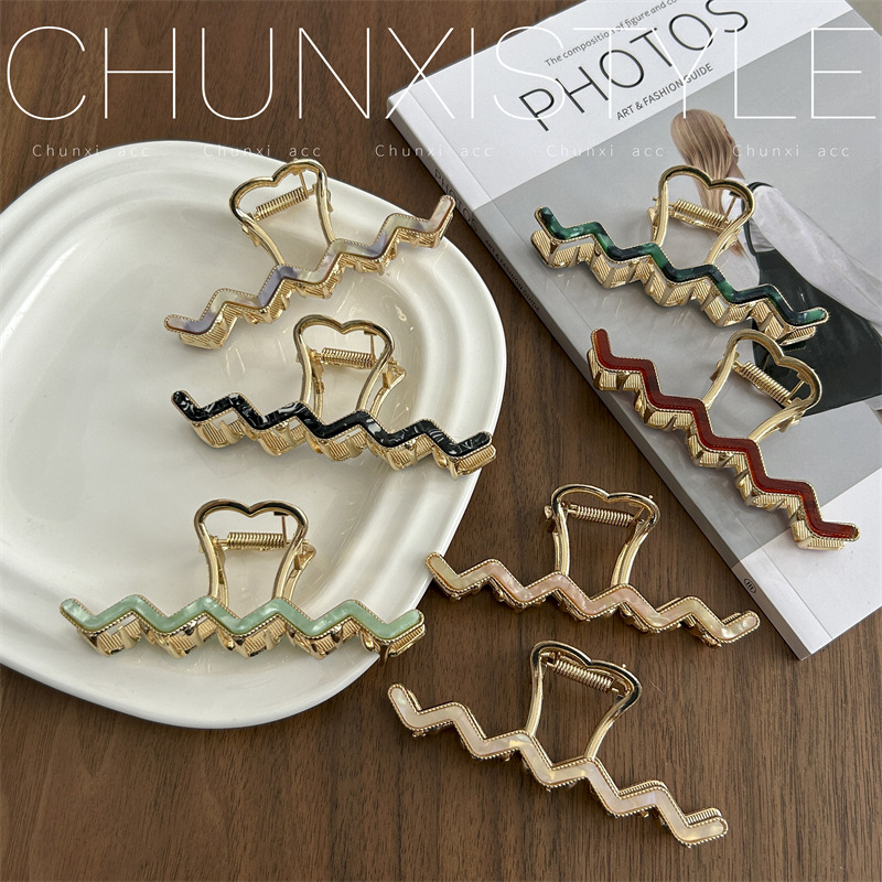 Wavy hair clip for women, large updo hair clip at the back of the head, shark clip hair clip, high-end hair clip headwear Specification drawing