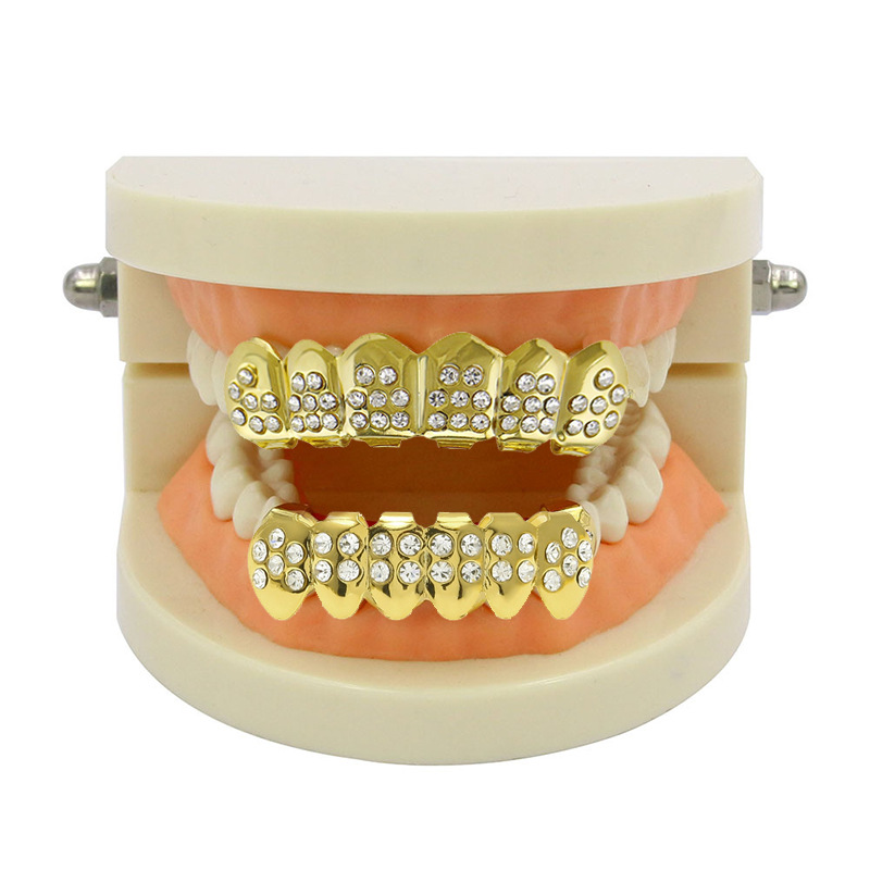Cross-border European and American braces, hip-hop accessories, zircon braces, fashionable and exaggerated hip-hop style, supplied by hip-hop manufacturers Application Scenario