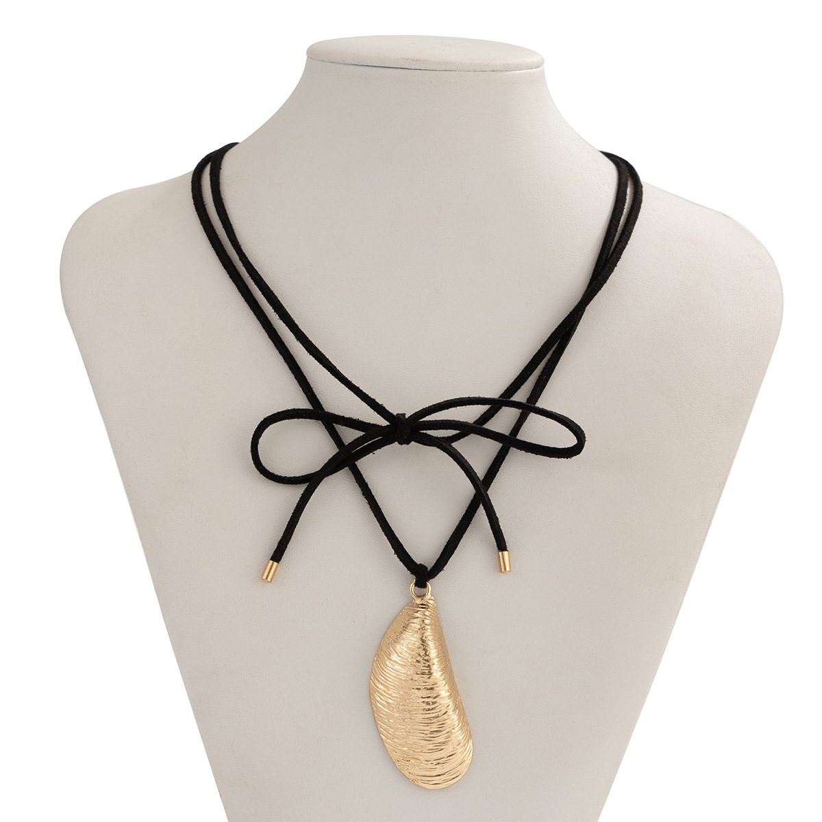 European and American cross-border irregular striped ins water drop pendant necklace, sweet and cool metal exaggerated necklace item accessory Item Picture