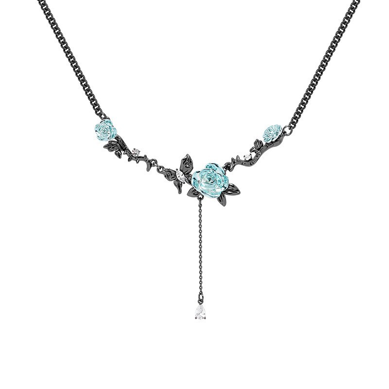 Choice Cross-border metal Flower Necklace for women, fashionable, versatile, high-end, sweet and cool style collarbone chain, retro neck chain Item Picture