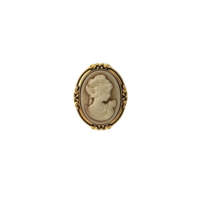 European and American medieval relief human head brooch, high-end retro court-style human figure clothing accessory brooch for women Item Picture