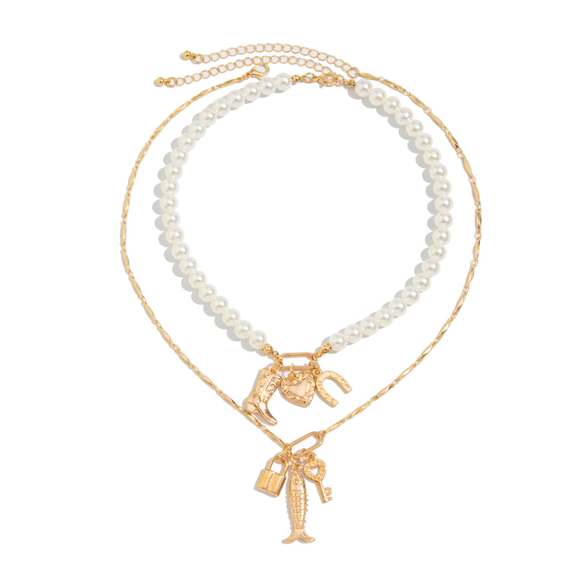 European and American cross-border jewelry, Baroque pearl beaded necklace, retro heart-shaped small fish alloy pendant, collarbone chain Item Picture