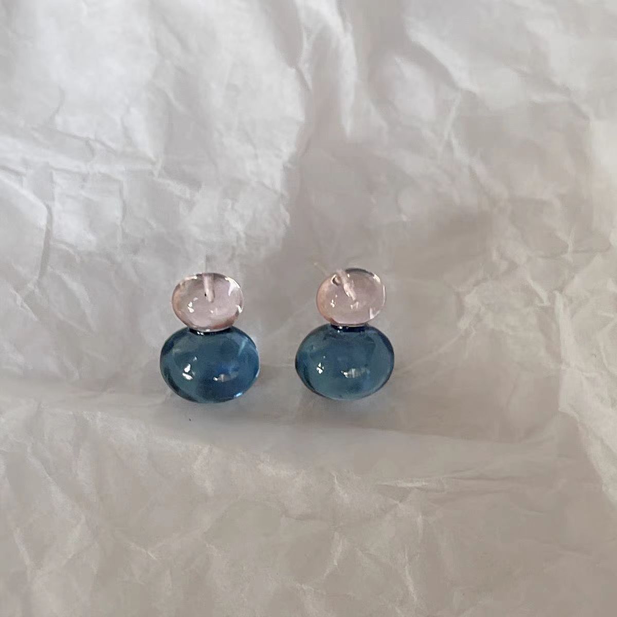 Korean-style girl jelly color contrast color bean stud earrings for girls, Instagram niche design sense, simple and versatile earrings for girls Application Scenario