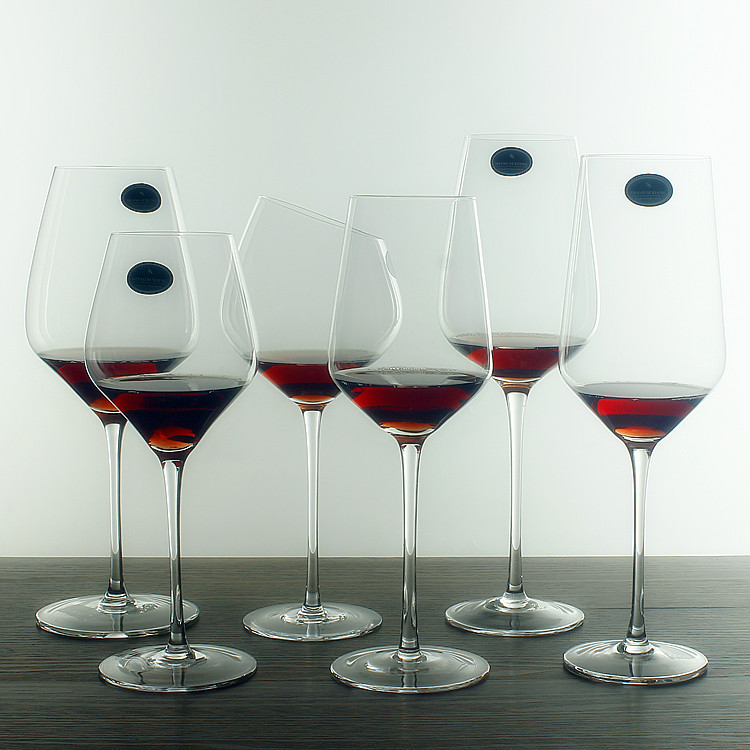 Factory wholesale lead-free crystal red wine glasses, transparent tall wine glasses, red wine glasses, Burgundy wine glasses full figure