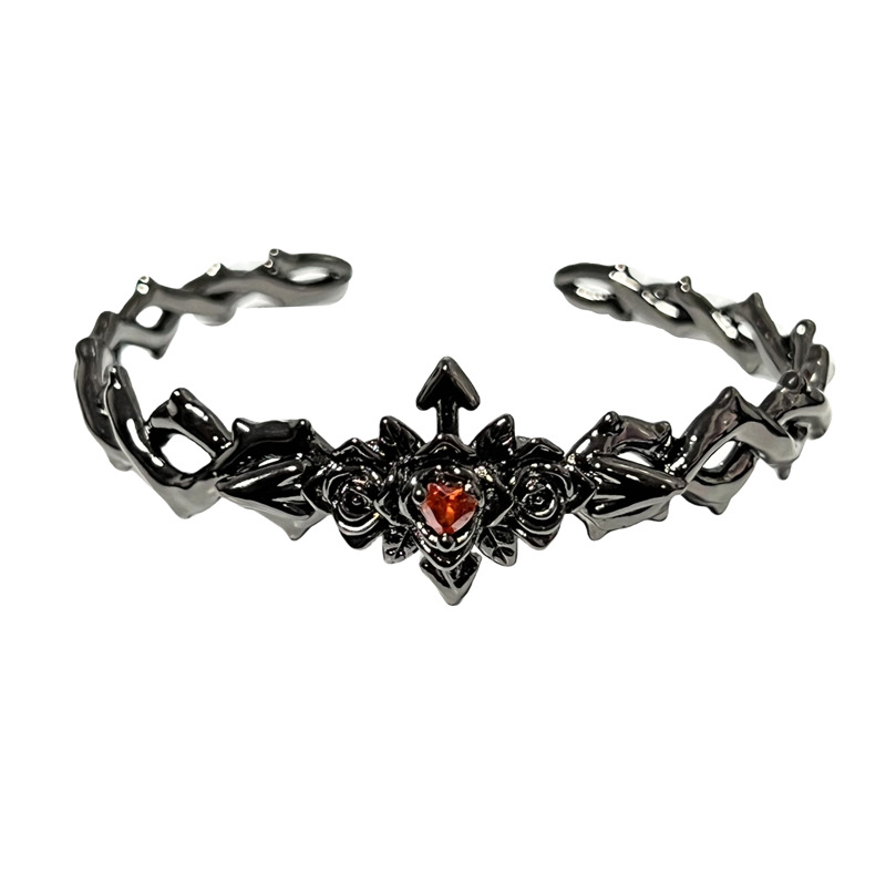 European and American dark style thorny rose heart personalized bracelet ring set, female androgynous style punk high-end style bracelet Item Picture