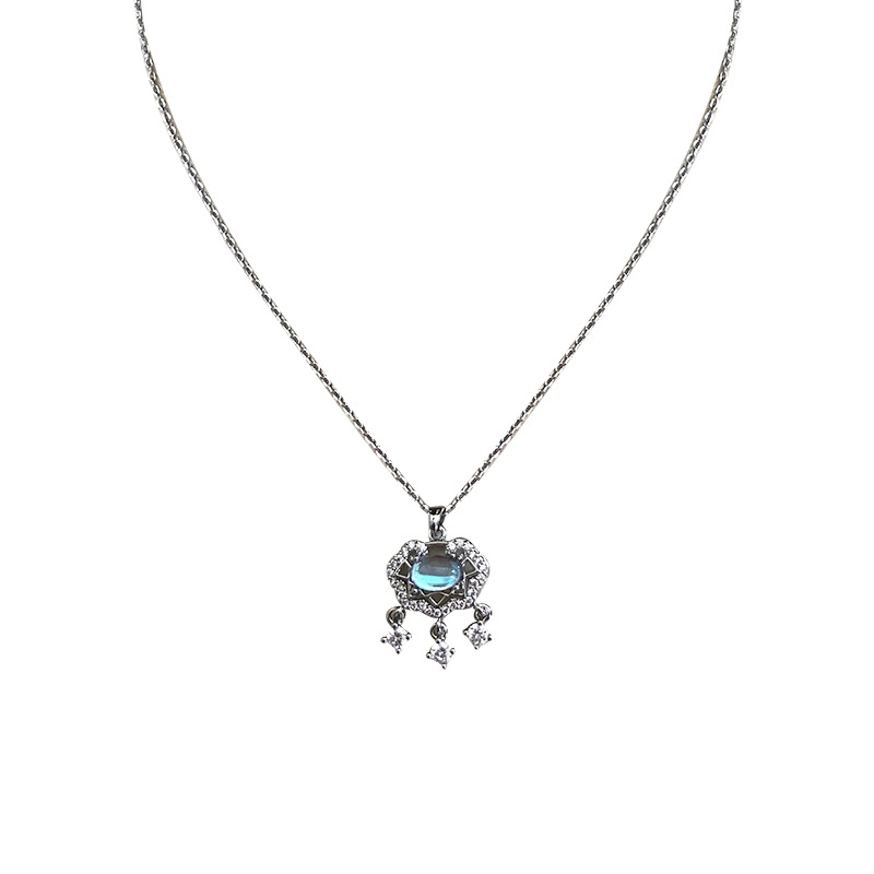 【 Strongly Recommended by the shop Owner 】 Peace Lock Necklace, a light luxury and niche design for women's summer, moonstone collarbone chain neck Item Picture