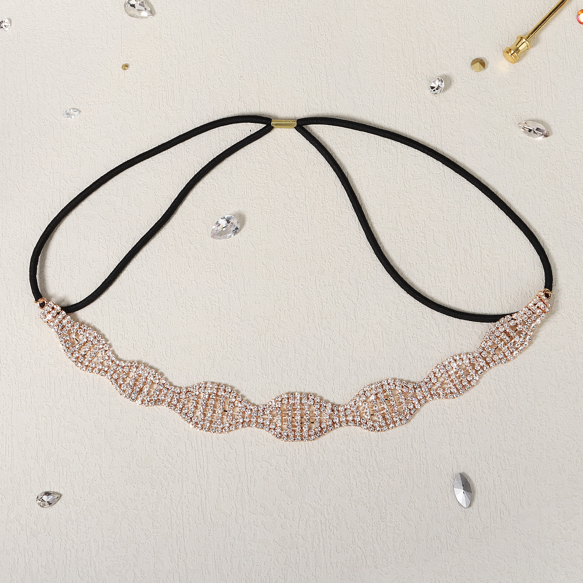 New cross-border bride headband, fashionable and simple, handcrafted chain rhindiamond headwear, photography photo, wavy elastic headband details Picture