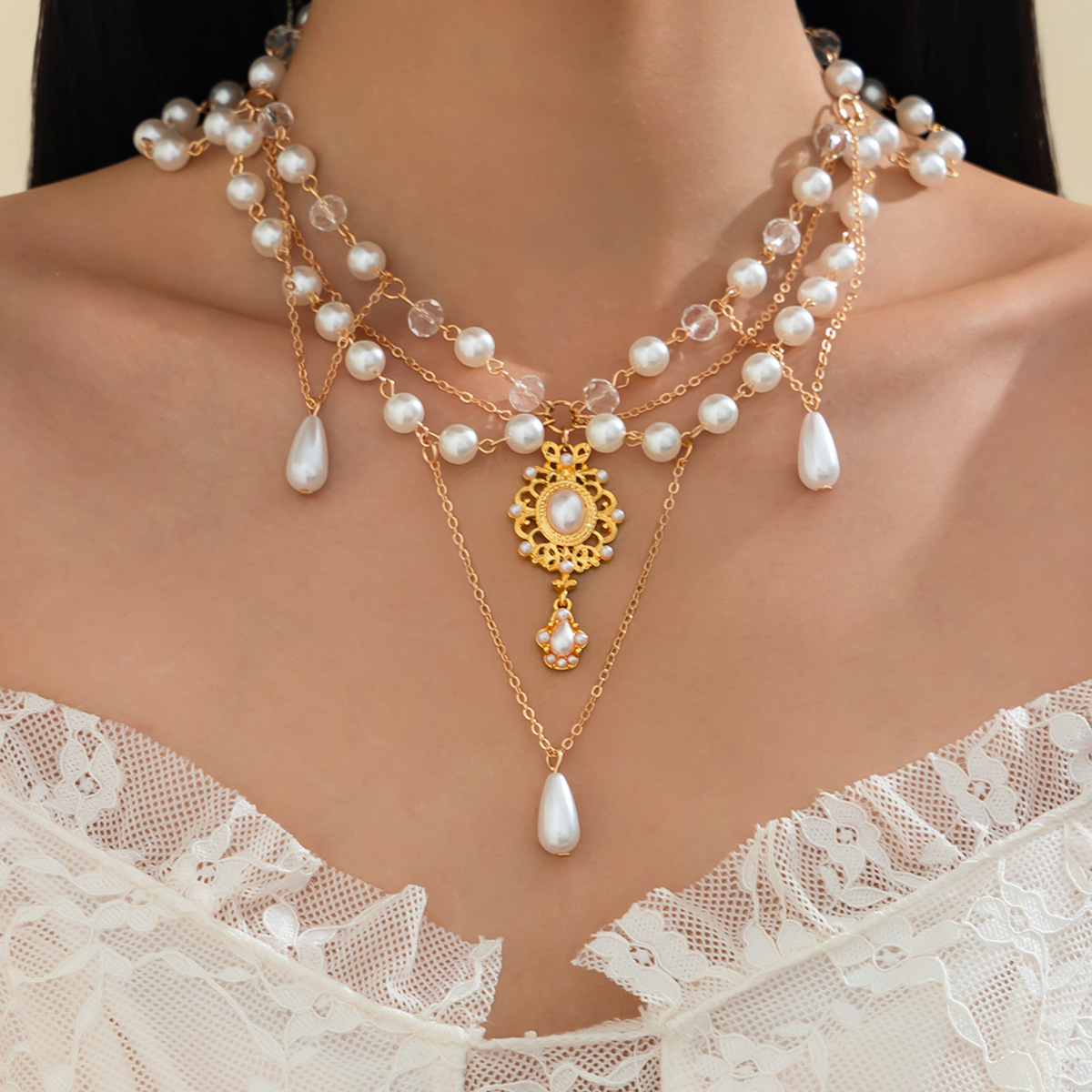 European and American cross-border jewelry, Baroque pearl teardrop-shaped pendant, collarbone chain, sweet tassel alloy beaded necklace full figure