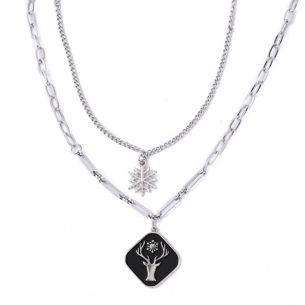 Wholesale of European and American fashionable and personalized titanium steel necklaces, female punk hip-hop alloy pendants, retro long sweater chains and accessories Item Picture