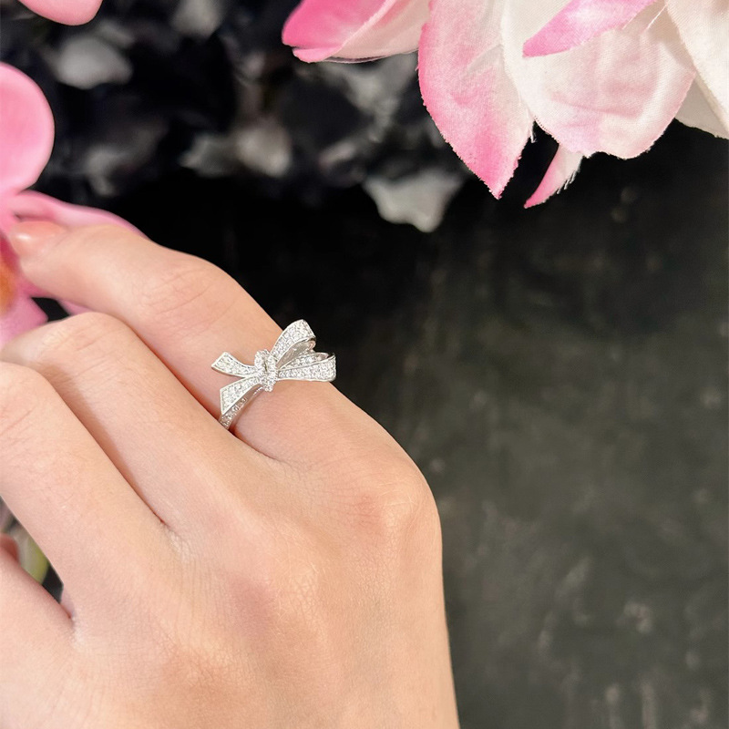A cute Japanese and Korean girl's high-end, light luxury three-dimensional bow opening ring with a sweet, cool, fashionable and niche design Specification drawing