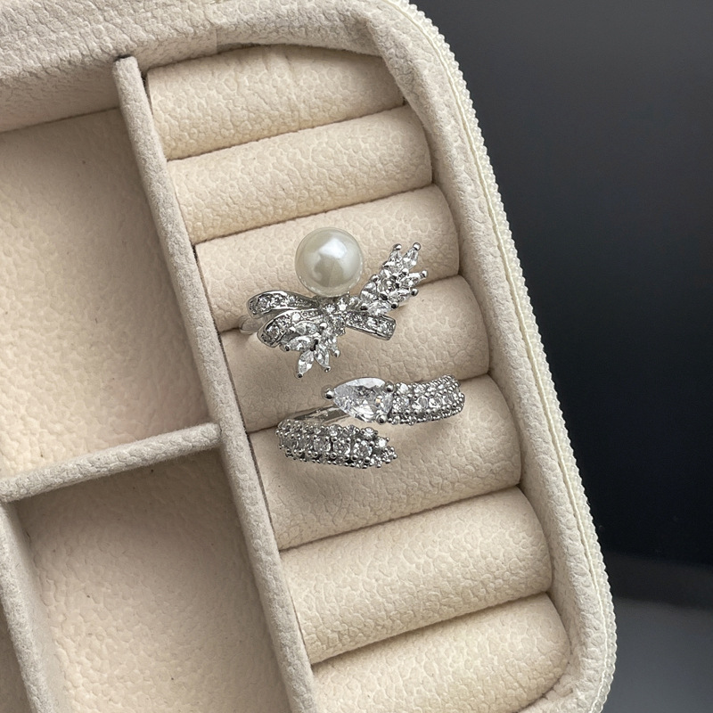 A light luxury full-diamond bow and pearl inlaid open-top ring for women on Instagram, with a cold style, a unique and high-end sweet and cool vibe Specification drawing