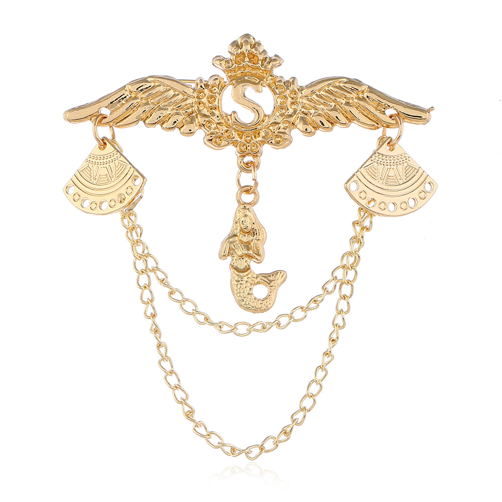 Cross-border European and American retro college style brooch, navy style crown heart wing tassel pin accessory for both men and women Application Scenario