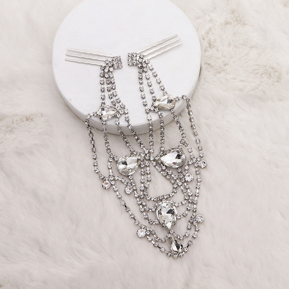 European and American creative design hair accessories, luxurious rhinestones for brides, forehead ornaments, hair bands, popular hair accessories, brow center pendant forehead chains Application Scenario