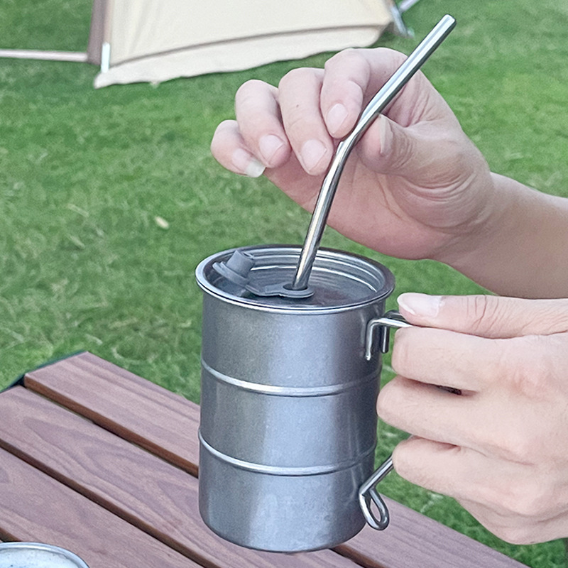 Retro 304 stainless steel beer mugs, snowflake sand mugs, creative outdoor camping distressed cups, oil drum cups Application Scenario