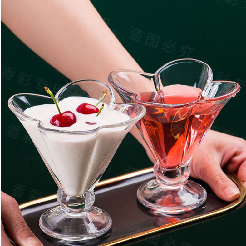 Wholesale of creative ice cream cups, glass cups, simple ice cream cups, dessert cups, milkshake cups, cute smoothie cups and cold drink cups full figure