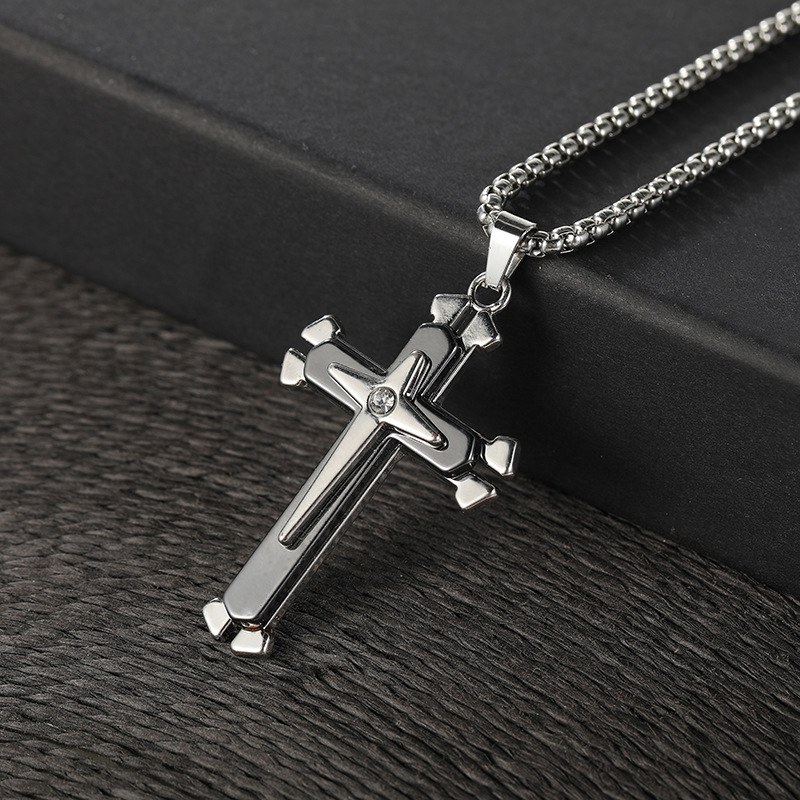 Wholesale of the 2024 cross-border new Saint Knight style men's cross-shaped pendant in silver and gold with a powerful titanium steel pendant necklace details Picture