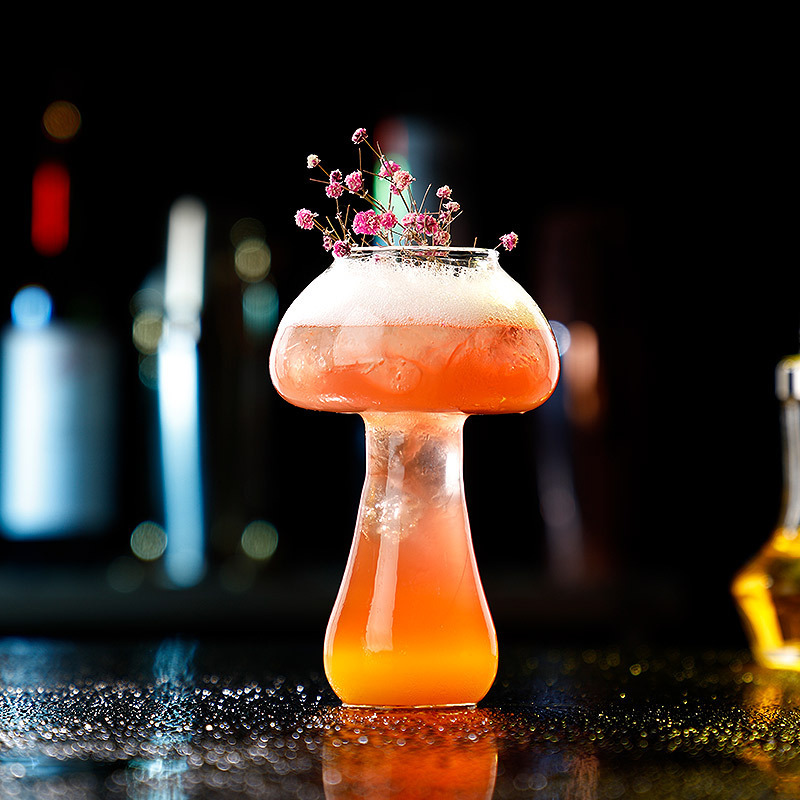 ins popular mushroom cup, smoked creative cocktail cup, Japanese sake bar, molecular food bar special wine glass Application Scenario
