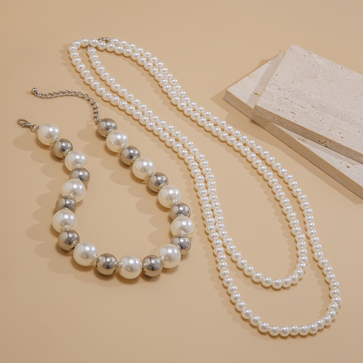 European and American cross-border jewelry, personalized multi-layer pearl imitation choker, Baroque exaggerated long collarbone chain for women Application Scenario