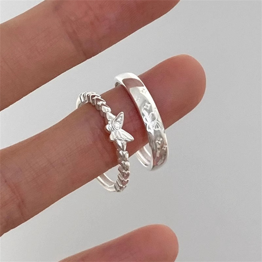 S925 sterling silver small diamond butterfly ring, a gentle and sweet open-mouthed index finger ring for women, a niche and high-end ring accessory trend full figure