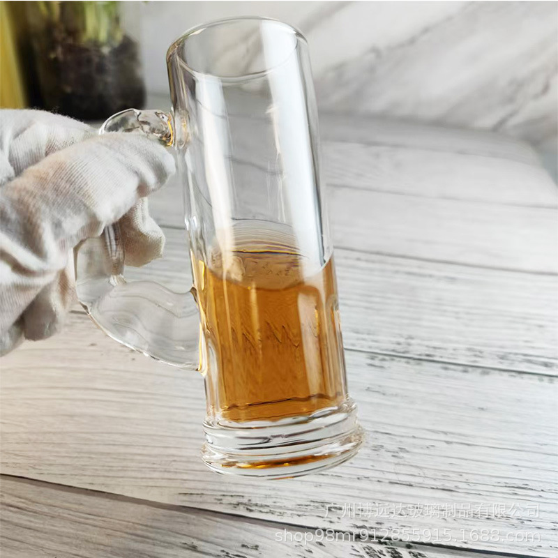 Tree-patterned transparent glass cups with handles for drinking, household white spirit cups, spirits cups, office high-appearance-level tea cups, and master cups Application Scenario