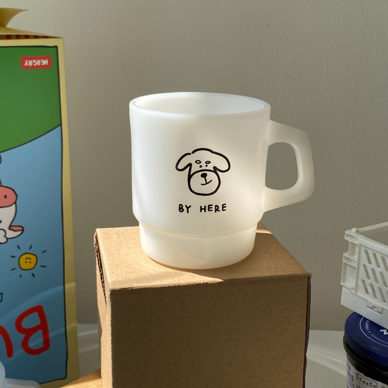 French retro white jade line puppy mug, Korean Instagram cartoon glass water cup stacking cup, couple gifts Application Scenario