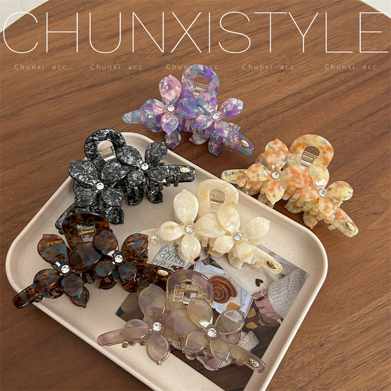 Lily acetate handcrafted fresh shark clip hair accessory for girls, high appearance level headwear, exquisite grab clip hair clip, large size details Picture
