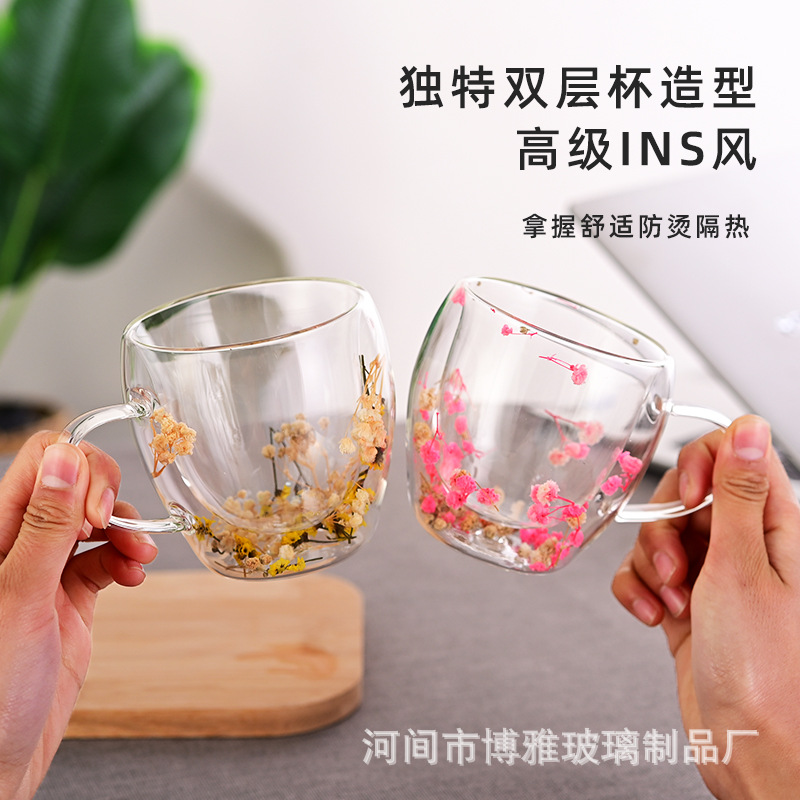 Creative real flower double-layered glass cup, high appearance level, heat-resistant, home breakfast cup, souvenir, single-handled petal flowing sand cup full figure