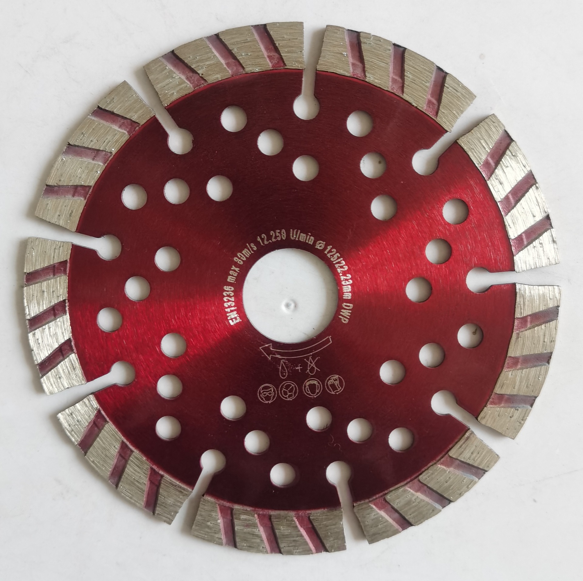 We recommend direct sales from the manufacturer of 115-350 outer diameter granite, concrete and sandstone cutting discs. Specification drawing